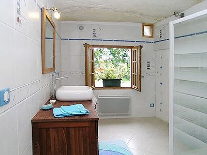 Gite-le-Petit-Troglo-Bourre©Le-Petit-Troglo (6)