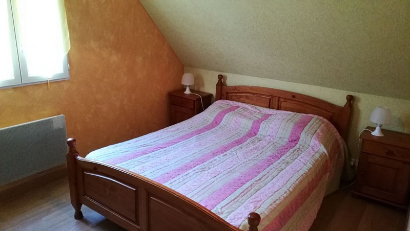 Bignone-chambre-1er étage- lit 140
