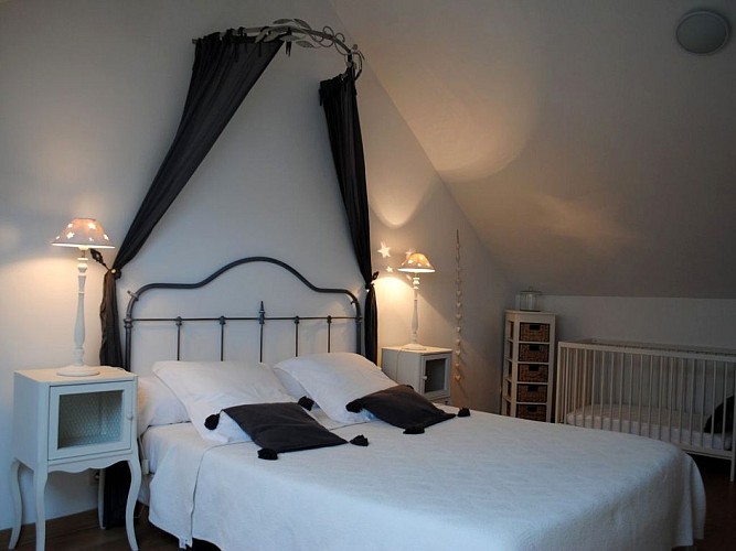 Gite Glycines - Chambre 1