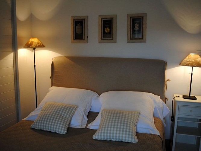 Gite Glycines - Chambre 2