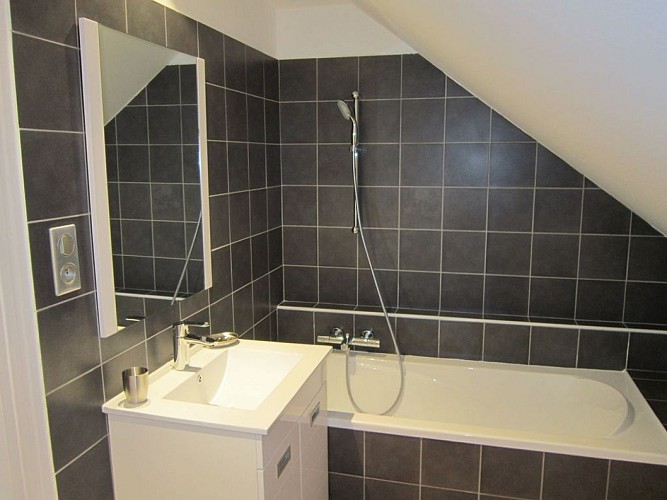 Gite Glycines - Salle de bain