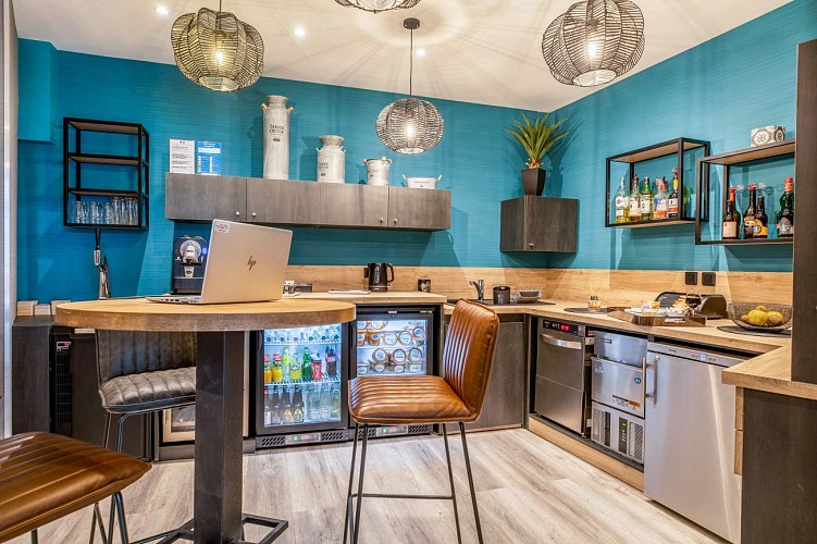 Meero-media-61579476-012