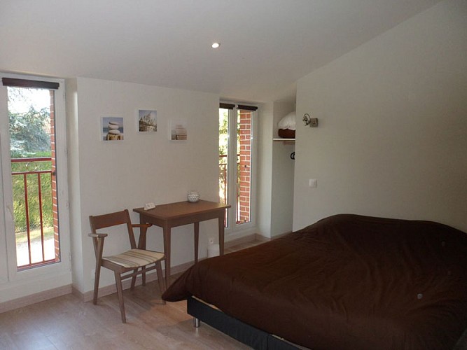 chambre-n°8---Hôtel-Restaurant-Gare-Onzain-web