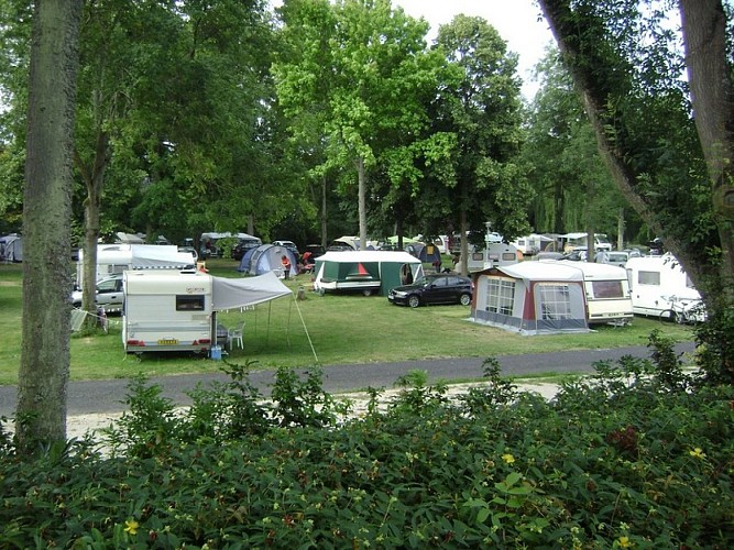 Emplacements - Camping Au Coeur de Vendôme
