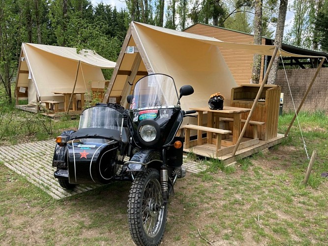 camping sites et paysages-cheverny- rando à moto