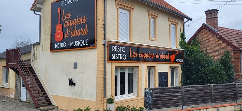 Les Copains d'abord Restaurant Bistro Musique Salbris © copyright Manu Benoist