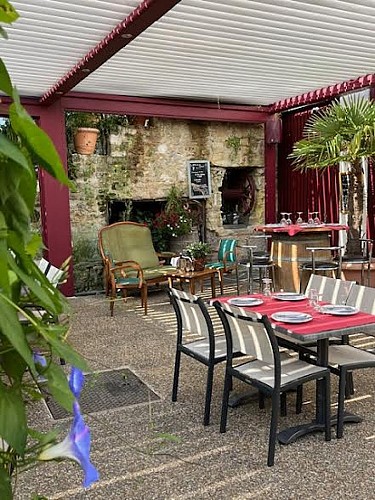Terasse - restaurant Le Bousquet