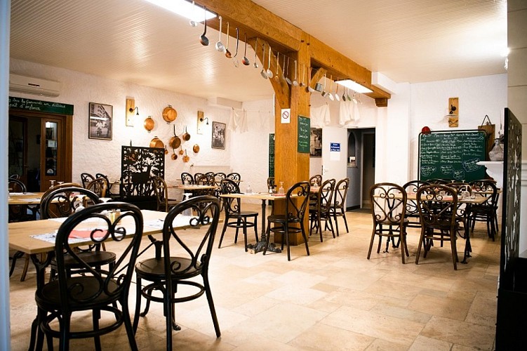 Restaurant-Le-Vieux-Fusil-Plat-Brochet-et-St-Jacques-Soings-en-Sologne