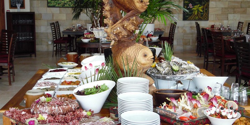 Restaurant_Jardins_de_Beauval_buffet