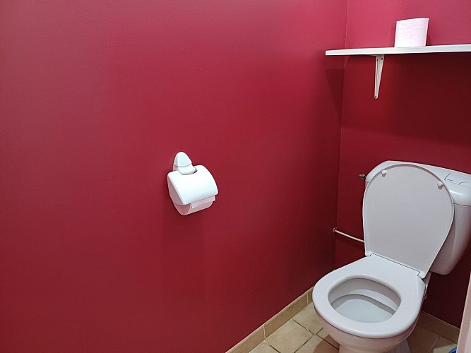 bardelle chambre-bois-toilette-bernieres