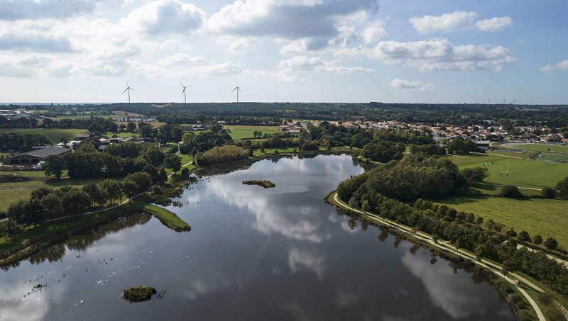 PLAN D'EAU DU GRAND FAY