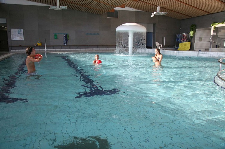 COMPLEXE AQUATIQUE AQUAJADE