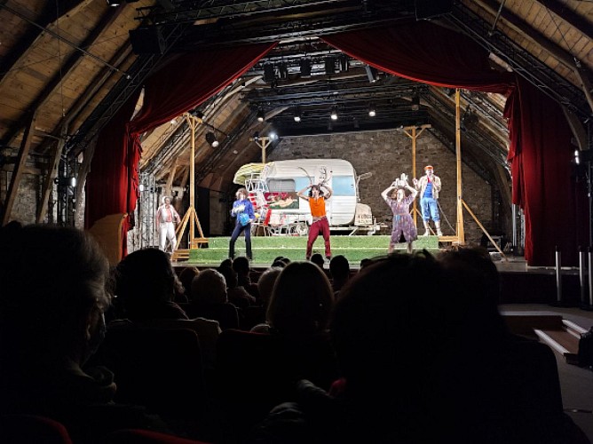 CENTRE CULTUREL LES SALORGES