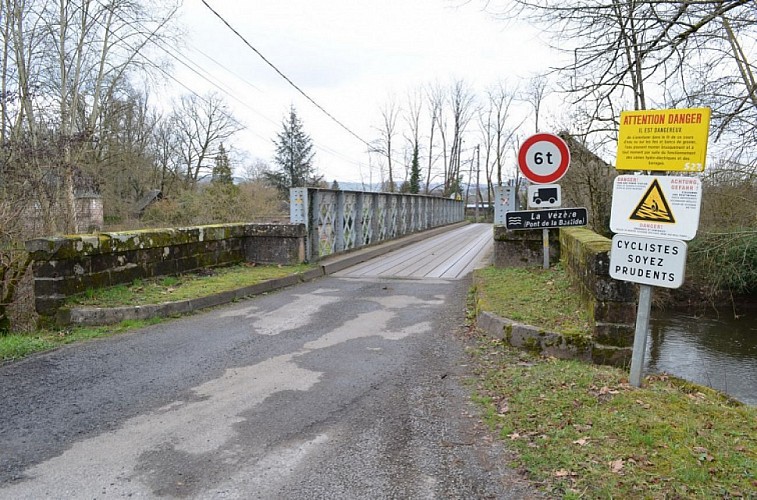 Tourner à gauche