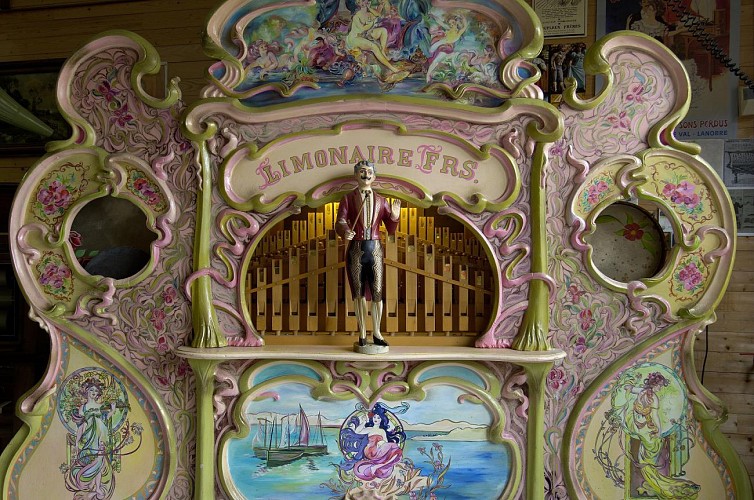 Musée de la musique mécanique, ferme des Orgues