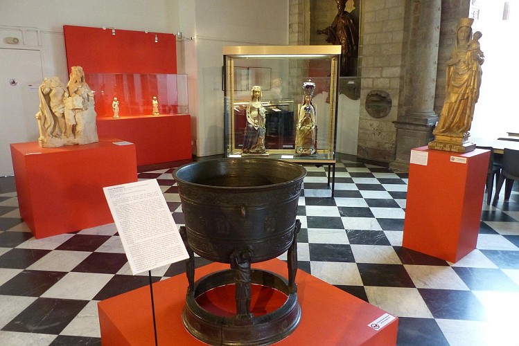 Saint Amand les Eaux musée de la tour abbatiale