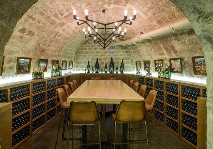 Les Caves du Louvre : dégustation de vins français au cœur de Paris