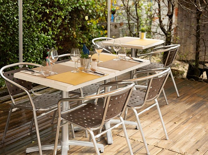 La Croisée des Saveurs - Beaufour-Druval - La Terrasse 