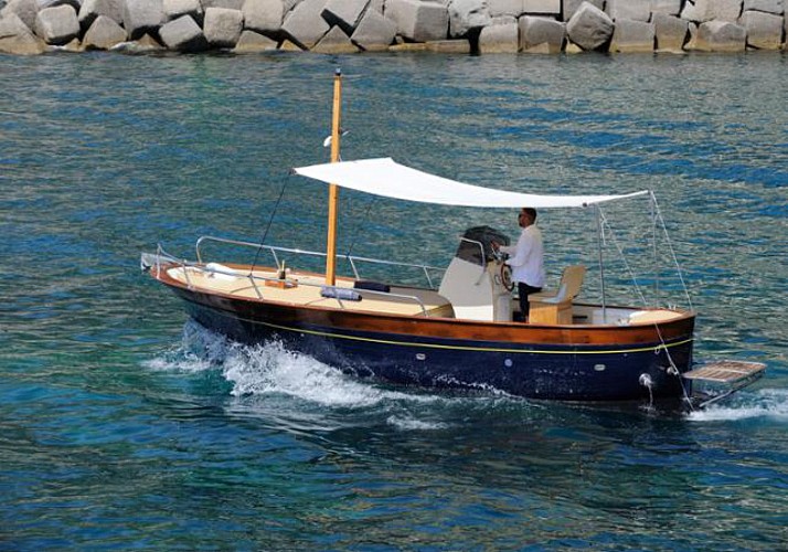 Excursion en bateau privé sur la côte amalfitaine – au départ de Sorrente