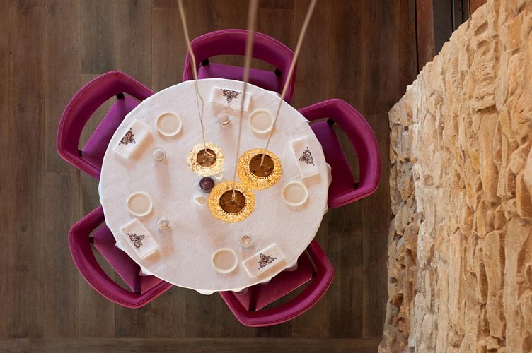 Le Thaï la salle vue d_en haut