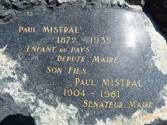 Gedenktafel von "M. Mistral"