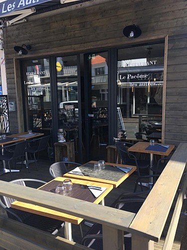 LE PACÔME LES AUTRES