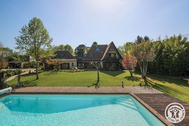 Location Bayat pour 10 personnes