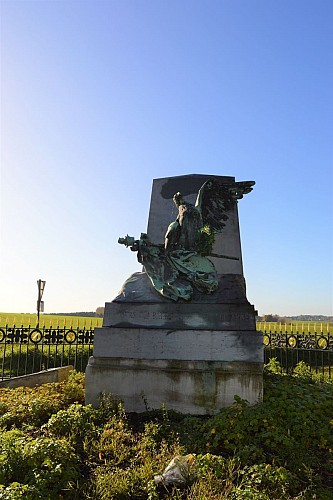 Monument français de l'Aigle blessé