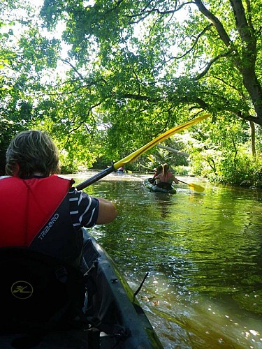 AU FIL DE L'EAU SUR LE CANAL DE HAUTE-PERCHE - KAYAK NOMADE