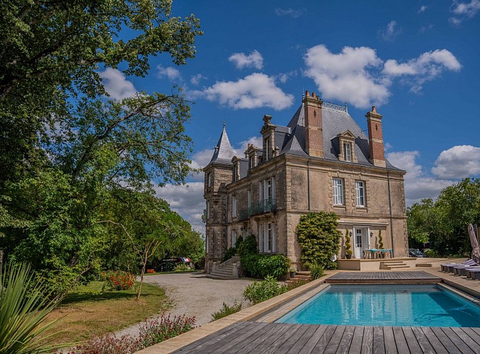 CHÂTEAU DES TOURELLES - CHAMBRE LILAS