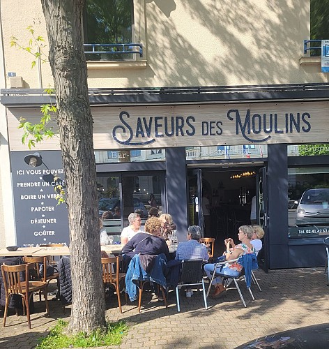 Restaurant & Bar Saveurs des Moulins