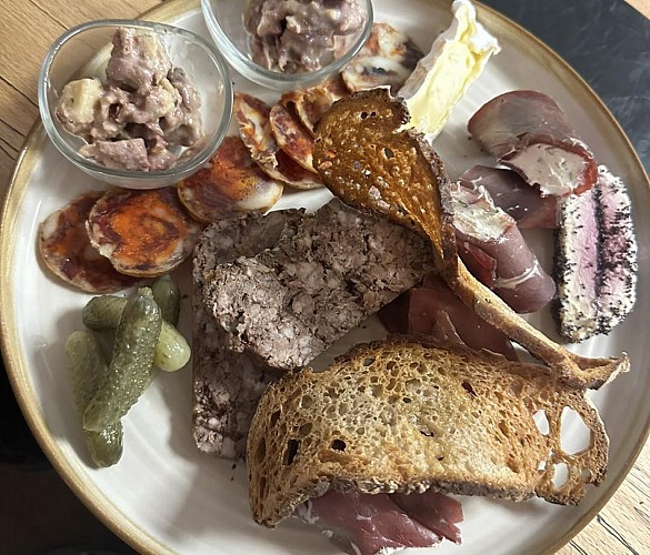 Restaurant & Bar Saveurs des Moulins