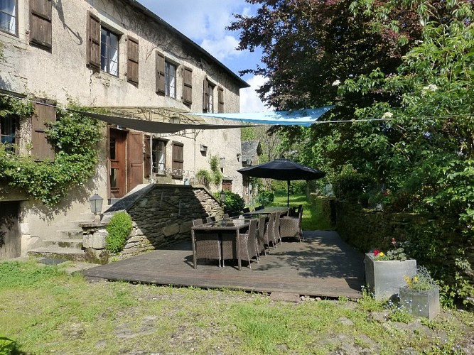 Gîte 12p Le Chazal façade sud