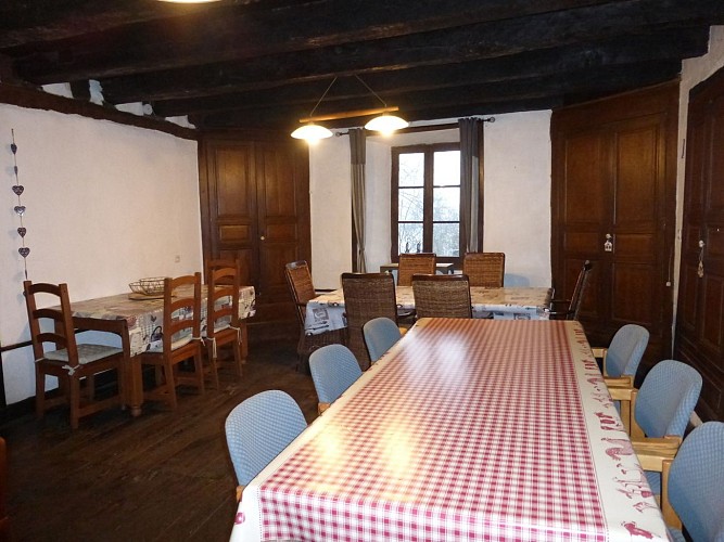 gite 12p sejour 3tables 1Mo