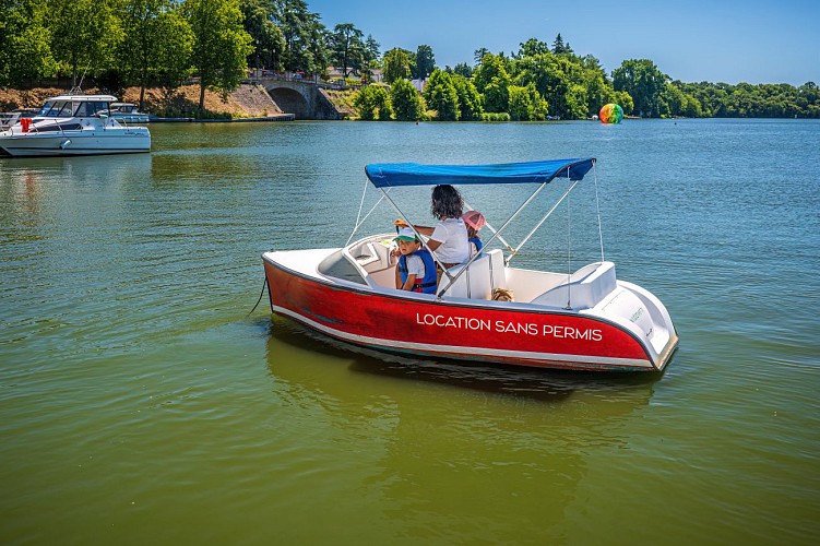 BATEAUX ÉLECTRIQUES RUBAN VERT NORT-SUR-ERDRE