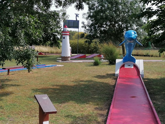 L'ÎLOT PIRATE - PARC DE LOISIRS ET MINI-GOLF DU GOIS