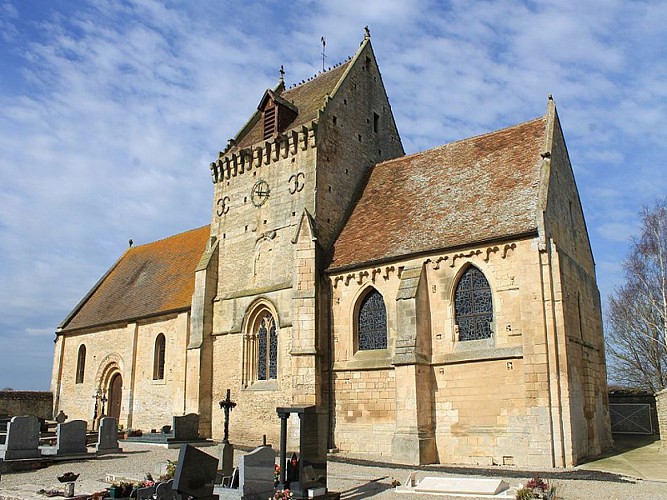 Eglise Saint Denis (XIème - XIIème)