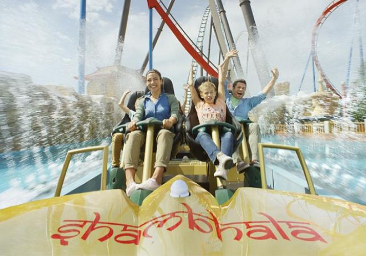 Biglietto PortAventura & Ferrari Land - 1 giorno/2 parchi, 2 giorni/2 parchi