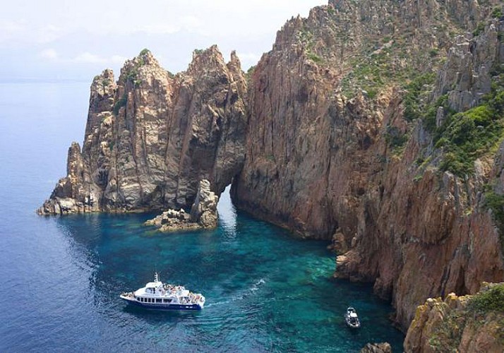 Cruise in the Calanques de Piana and at Capo Rosso - Leaving from Porto/Ota
