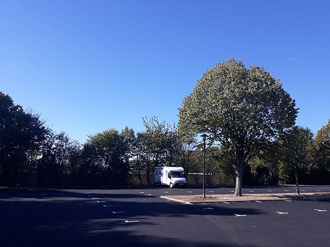 Aire de stationnement camping-car Fougère