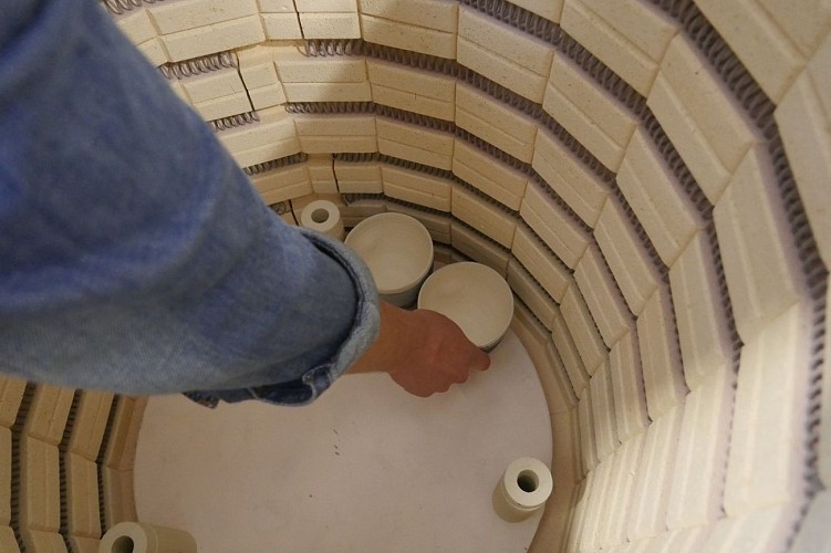 Enfournement_morgane thomassin céramiste