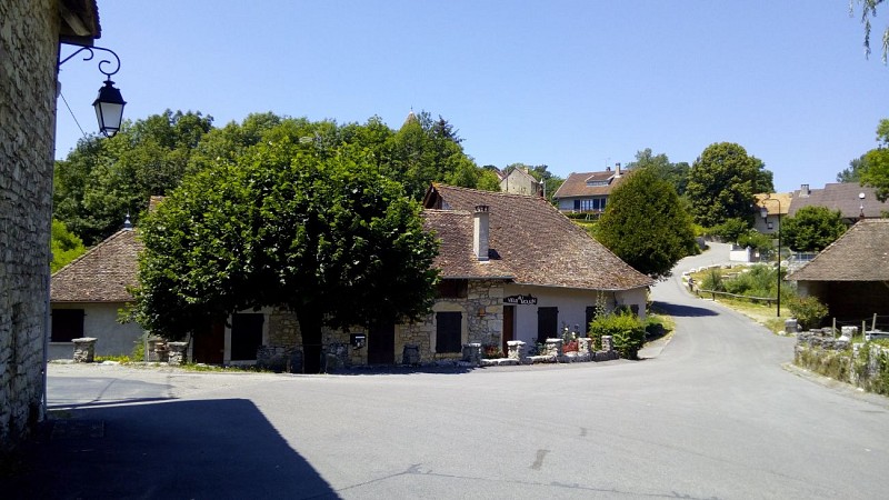 Village de Lhuis