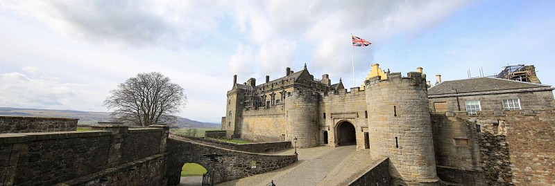 Excursion d’une journée au Château de Stirling, Loch Lomond & visite d’une distillerie de whisky - en petit groupe – au départ de Glasgow
