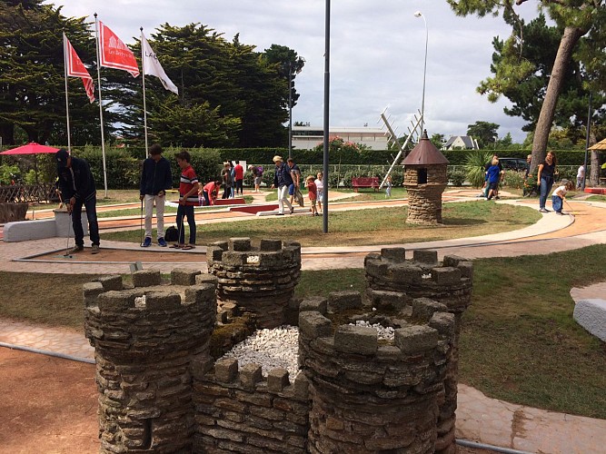 MINI-GOLF DE LA BAULE