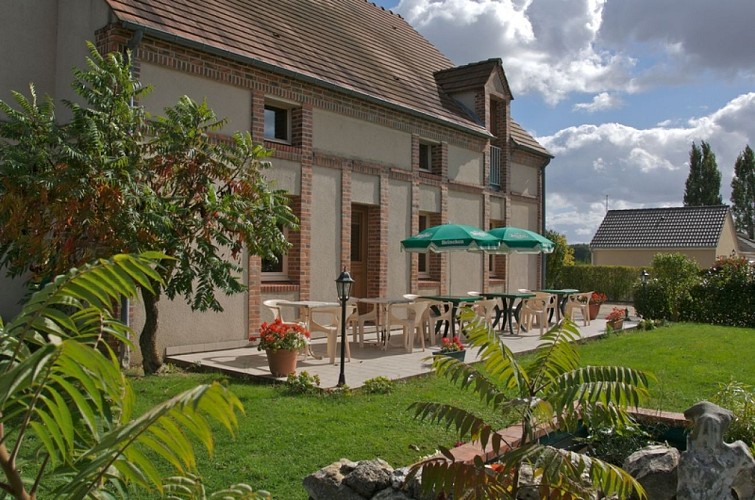 La Bussière - Le Nuage -terrasse