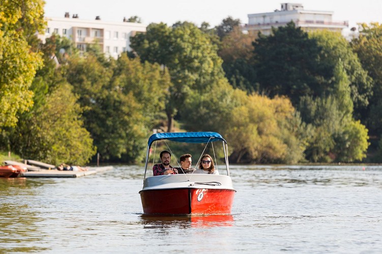 BATEAUX ELECTRIQUES RUBAN VERT