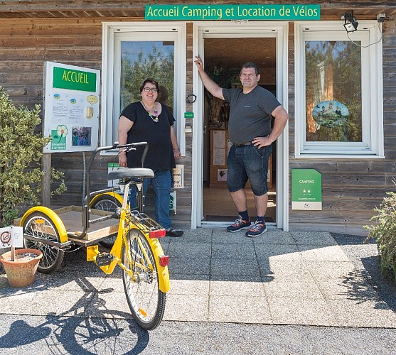 CABANES SUR PILOTIS DU CAMPING DE LA GUYONNIÈRE