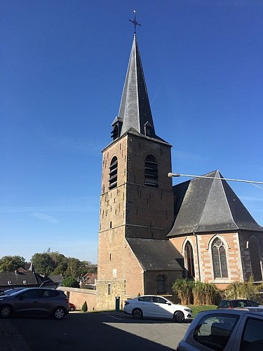La tour-clocher de l'église Notre-Dame