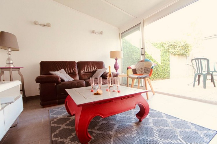 OFFRE VACANCES DE PRINTEMPS - VILLA CHARLOTTE   Proche plage commerces gare