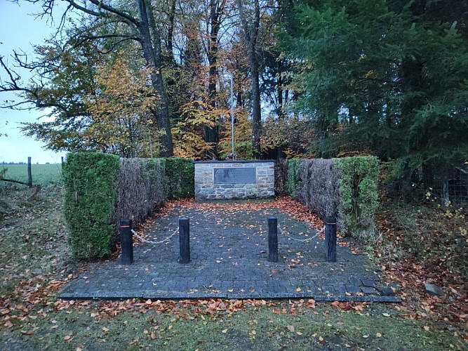231110_Monument Martiny Bois Saint-Jean - © MT Coeur de l'Ardenne - M. Paquay (2)
